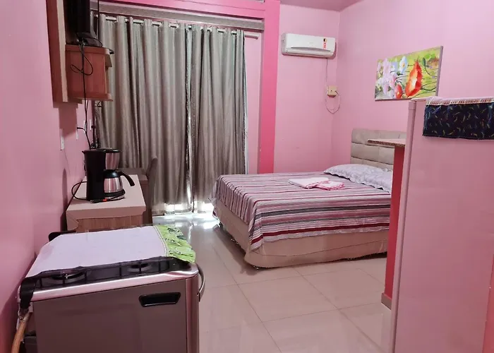 Iro Suites